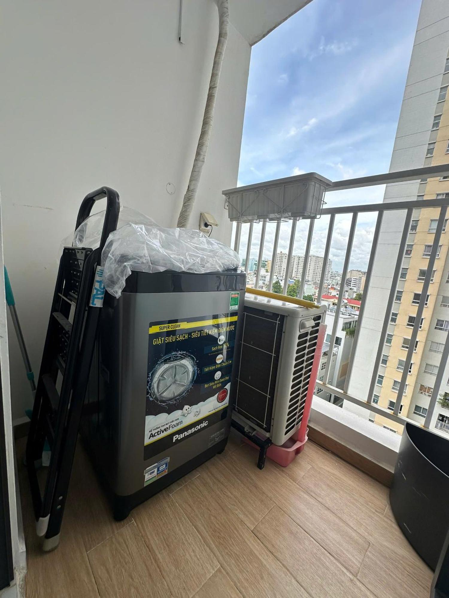 Ho Cao Cap San Bay Tsn 1 Apartment *